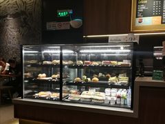 面包甜点陈列柜-星巴克(宝山万达店)