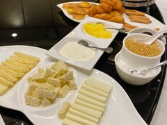 -巴音浩日娲·蒙餐(双林东路店)