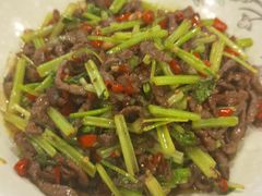 -贺记湘菜馆(东体育会路店)