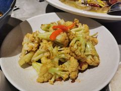 XO酱爆花菜-渔语鱼新川菜Bistro(万象天地店)