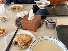 -相聚青山餐厅(阎河路店)