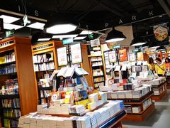 -西西弗书店&矢量咖啡(凯德晶萃广场店)