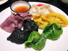 五味海鲜水饺拼盘-东莱馋房(陆家嘴店)