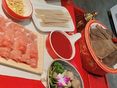 -欠火锅·水牛毛肚·团建聚餐·生日宴(何山路店)