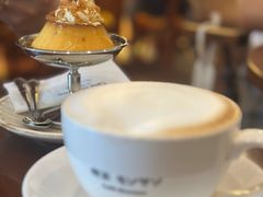 -Café Monson