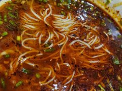 -牛一嘴·兰州牛肉面·大盘鸡(财富中心店)