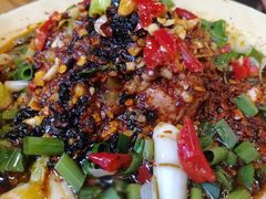 -拈签一笑黄牛肉辣卤串串