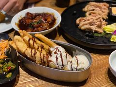 -金牌老碗时尚陕菜(王府井百货店)