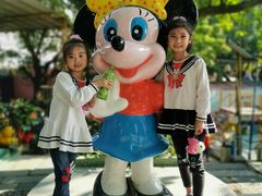 -顺德大良半月城游乐场