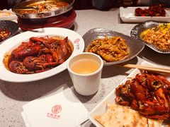 -叶派龙虾•招牌香辣蟹·海鲜(中海国际店)