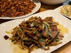 -小三峡食府(西五路店)