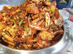 -凤凰路何眼镜香辣蟹(花果园店)