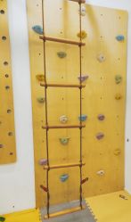 -熊小米专业儿童游泳馆