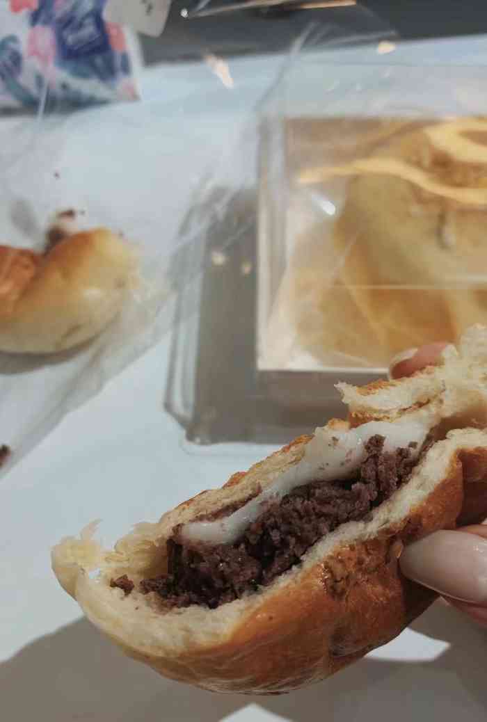 半糖手工烘焙-"环境比较温馨 田园风店里阿姨很热情 店.