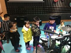 -IN-SHOW音秀音乐艺术中心 架子鼓钢琴(大宁校区)
