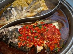 -阿瓦山寨·湘菜现炒·剁椒鱼头王(咸阳总店)