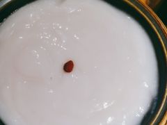 -老牌坊云南鱼豆花火锅(哈西万达店)