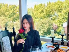 -圣彼得堡观江俄餐厅(中央大街黑金冠店)