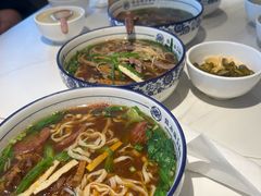 -镇南锅盖面馆(解放路店)