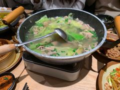 -川堂风·跷脚牛肉·乐山爆炒(宝山日月光店)