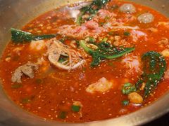 -张翻越·川渝冒菜·武汉黑鸭煲(城北万象城店)