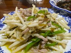 太湖芦苇根炒肉丝-呼吸森林·生态农庄农家乐私房菜