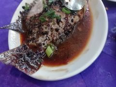 红烧罗非鱼-Hayam Hasini Chinese Restaurant 东海中餐厅 הים הסיני