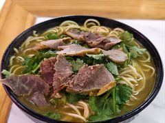 -俊杰拉面馆