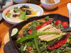 -云海肴·汽锅鸡·云南菜(天山百盛优客店)