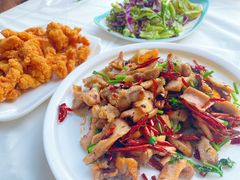 -日照大牌檔•小船海鲜(万平口店)