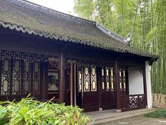 -汇龙潭