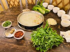 -巴山一绝烤全羊(三圣乡刘家花园店)