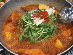 -喇喇排骨火锅·传统韩式脊骨汤(望京西园总店)