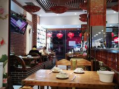 大堂-东北人家铁锅炖(鞍山路店)