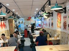 -柳州肥姨妈大骨螺蛳粉(东靖路店)