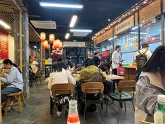 -丽丽三鲜螺蛳粉(田林路店)