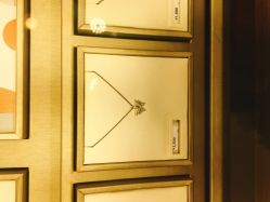 -周大福 CHOW TAI FOOK(新世界百货崇文店)