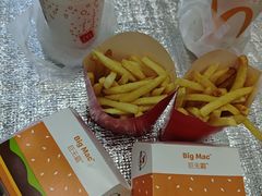 -麦当劳(顾村公园店)