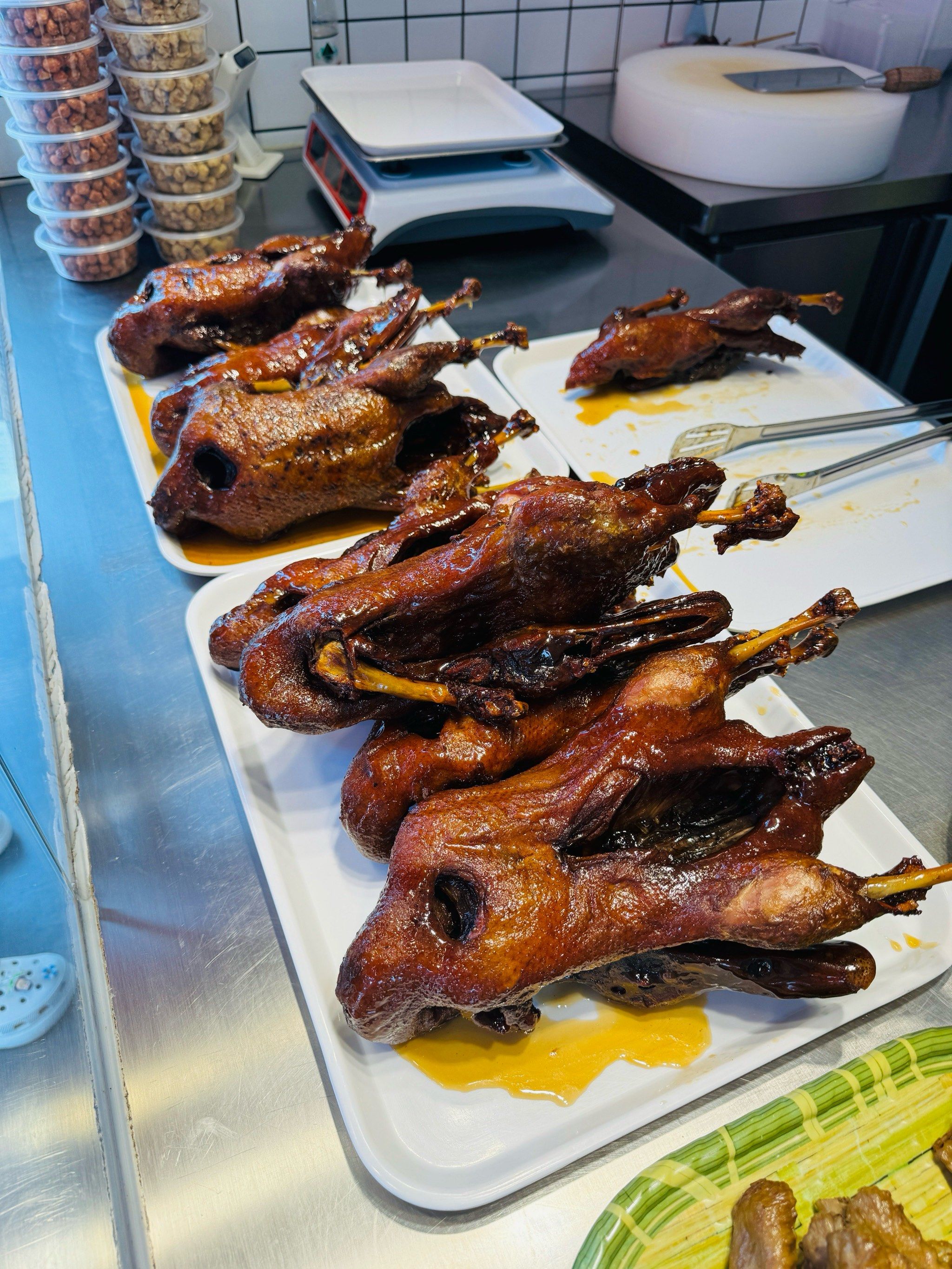 在成都也能吃到不错的甜皮鸭