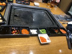 -韩阳王石板烤肉