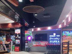 -中百仓储超市有限公司(越秀星汇维港店)
