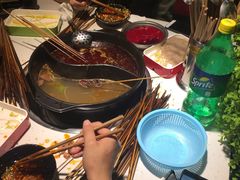 -钢管厂五区小郡肝串串香(奥克斯广场锦城万达店)