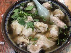 招牌野馄炖-老谢野馄饨(延安路店)