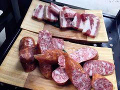 -炙忧烤肉屋(中国铁建广场店)