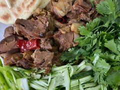 扒猪脸火勺-北京龙庆四季香农家饭庄·灶台鱼·碳烤虹鳟鱼(龙庆峡店)