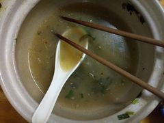 -小许三鲜砂锅馄饨店(家多乐烟酒店)