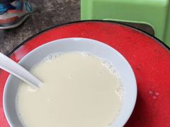 -云南大锅豆浆店