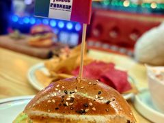 -Famous肥猫墨西哥音乐餐吧(五棵松华熙LIVE店)