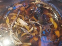 -遇东北林区铁锅炖(南开店)