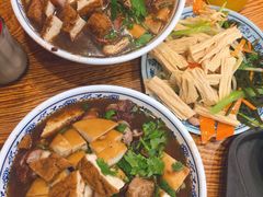 卤煮火烧-门框胡同百年卤煮(新街口店)